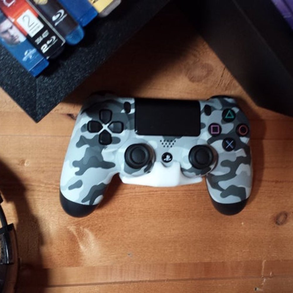 Sony PlayStation 4 Controller Wall Mount Durable Sleek Build PS4 Gamepad Hanger